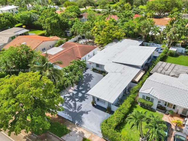 1750 71st St, Miami Beach FL 33141