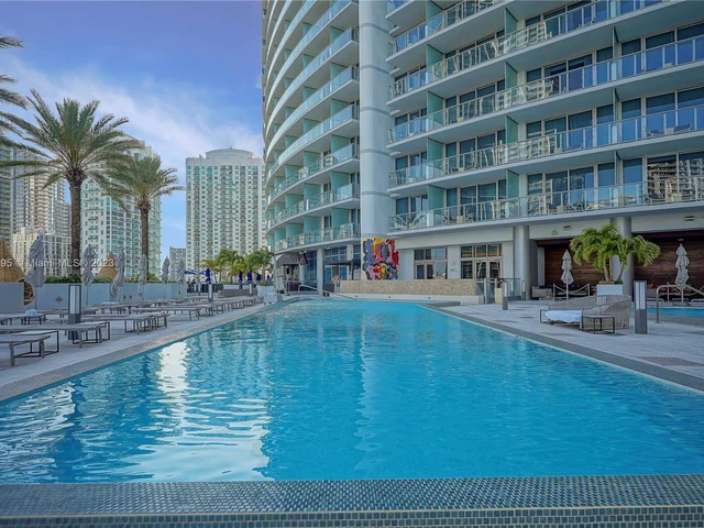 200 Biscayne Boulevard Way # 4414, Miami FL 33131