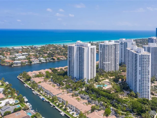 21200 Point Pl # 1901, Aventura FL 33180