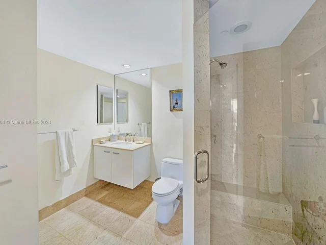 21200 Point Pl # 1901, Aventura FL 33180