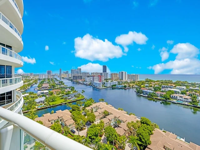 21200 Point Pl # 1901, Aventura FL 33180