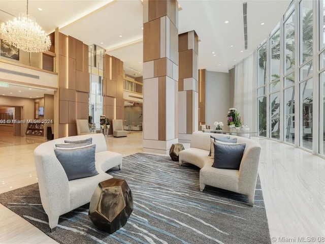 21200 Point Pl # 1901, Aventura FL 33180