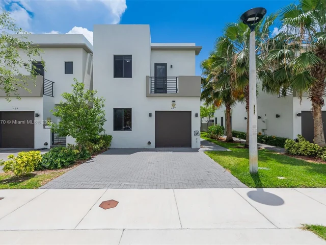 467 SW 91st Place, Miami FL 33174