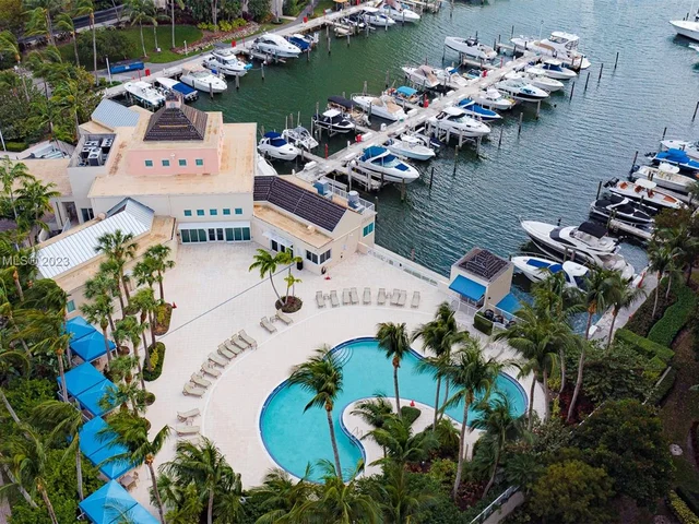 3340 NE 190 # 1101, Aventura FL 33180