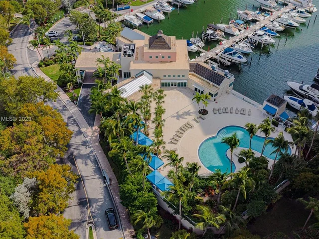 3340 NE 190 # 1101, Aventura FL 33180