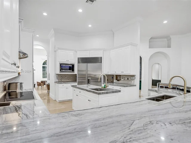 13751 Pine Meadow Ct, Davie FL 33325