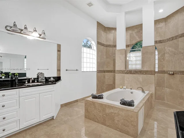 13751 Pine Meadow Ct, Davie FL 33325