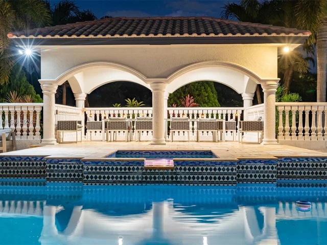 13751 Pine Meadow Ct, Davie FL 33325