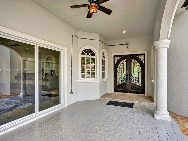 13751 Pine Meadow Ct, Davie FL 33325