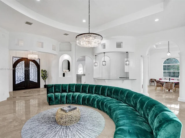 13751 Pine Meadow Ct, Davie FL 33325