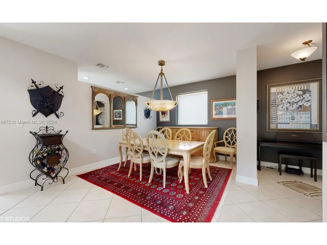 14666 SW 132nd Ct, Miami FL 33186