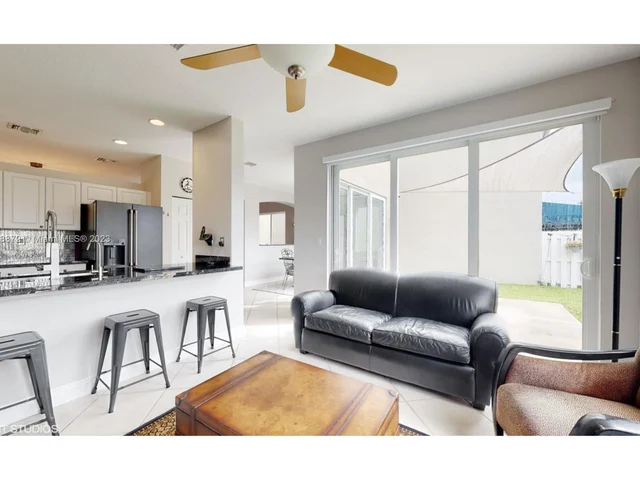 14666 SW 132nd Ct, Miami FL 33186