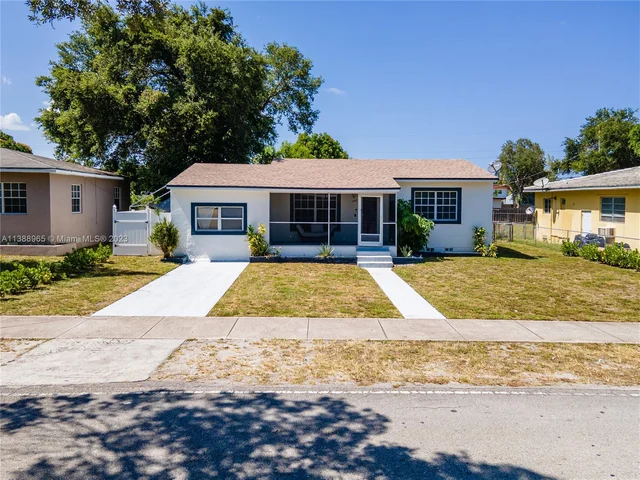 1453 NE 149th St, Miami FL 33161