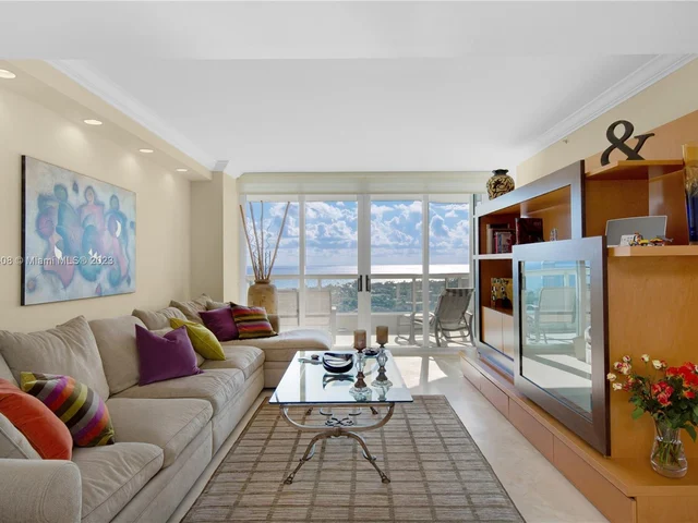 21055 Yacht Club dr # 2310, Aventura FL 33180