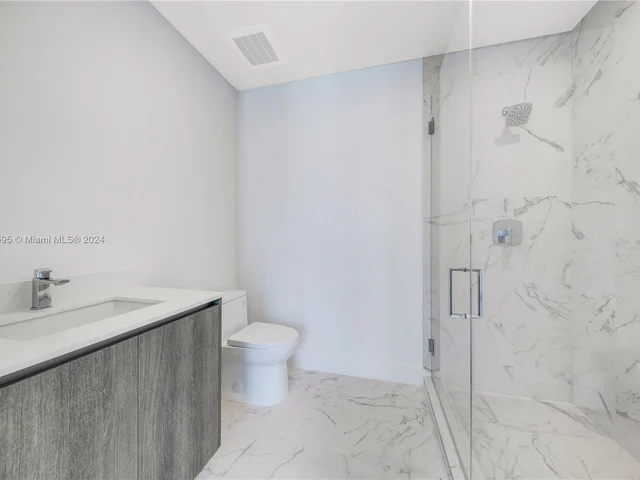 17550 Collins Ave # 805, Sunny Isles Beach FL 33160