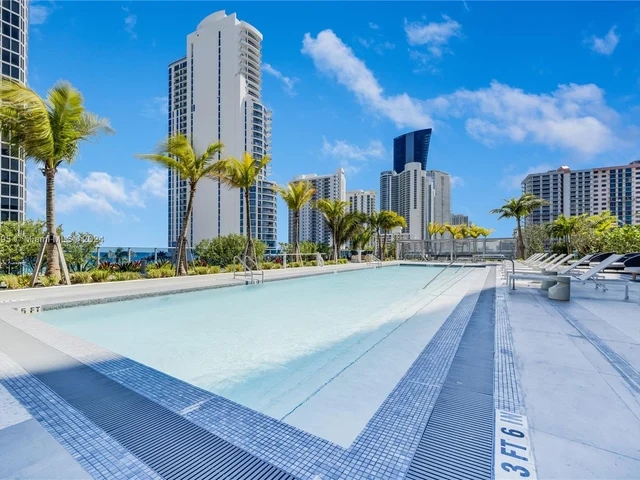17550 Collins Ave # 805, Sunny Isles Beach FL 33160