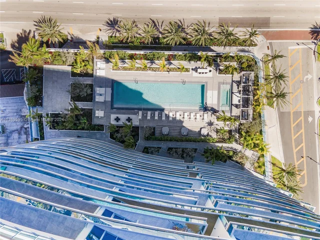 17550 Collins Ave # 805, Sunny Isles Beach FL 33160