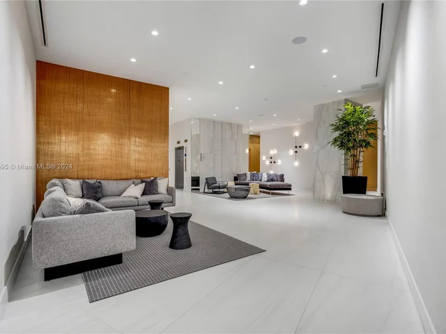 17550 Collins Ave # 805, Sunny Isles Beach FL 33160