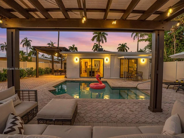 1514 Liberty St, Hollywood FL 33020