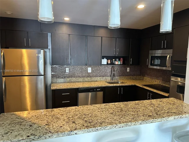 19390 Collins Ave # 1002, Sunny Isles Beach FL 33160