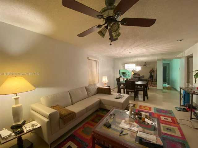 6095 N Sabal Palm Blvd # 212, Tamarac FL 33319