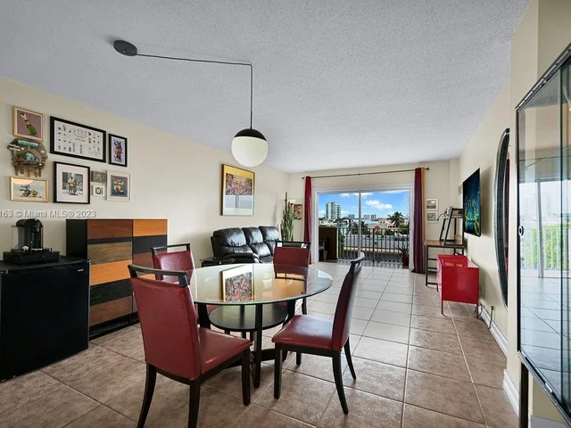 1455 N Treasure Dr # 5B, North Bay Village FL 33141