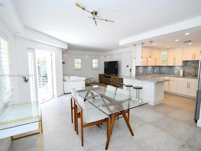 2918 Bird Ave # 5, Miami FL 33133