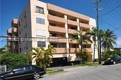 7125 Bay Dr # 204, Miami Beach FL 33141