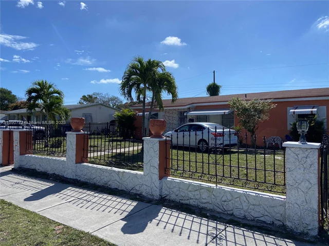 2820 NW 155th Ter, Miami Gardens FL 33054