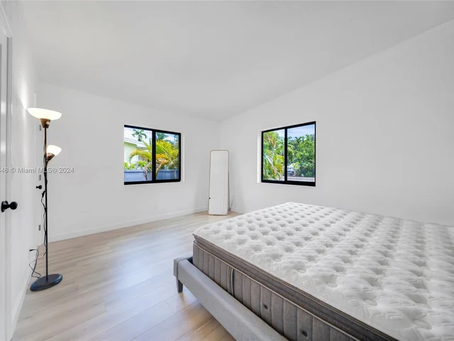 2631 Roosevelt St, Hollywood FL 33020