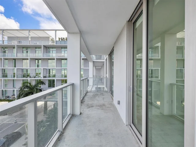 2000 Metropica Way # 502, Sunrise FL 33323