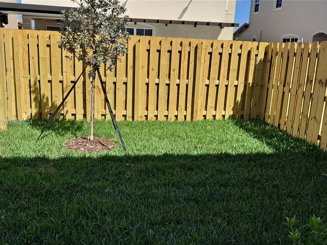 11809 SW 245th Ter, Miami FL 33032