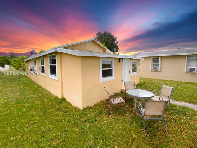 342 NW 7th Ave, Delray Beach FL 33444