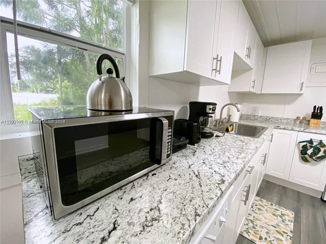 342 NW 7th Ave, Delray Beach FL 33444