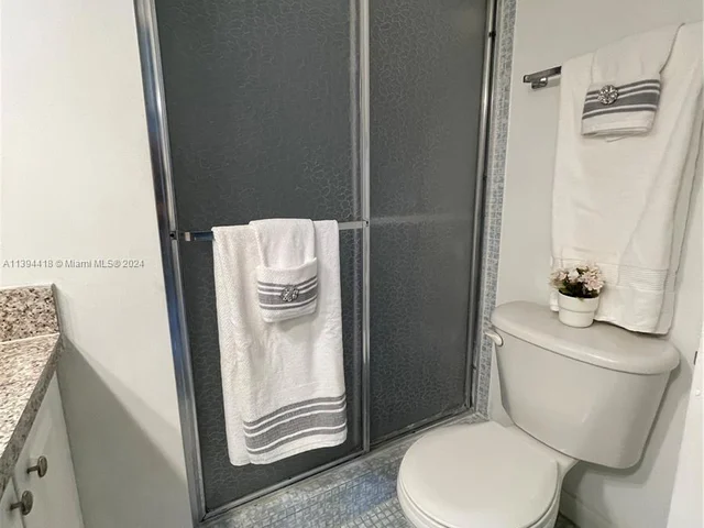 8345 Sunrise Lakes Blvd # 309, Sunrise FL 33322