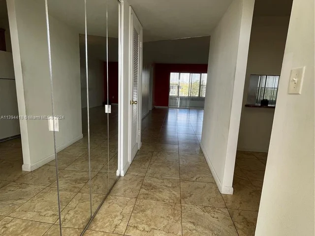 8345 Sunrise Lakes Blvd # 309, Sunrise FL 33322