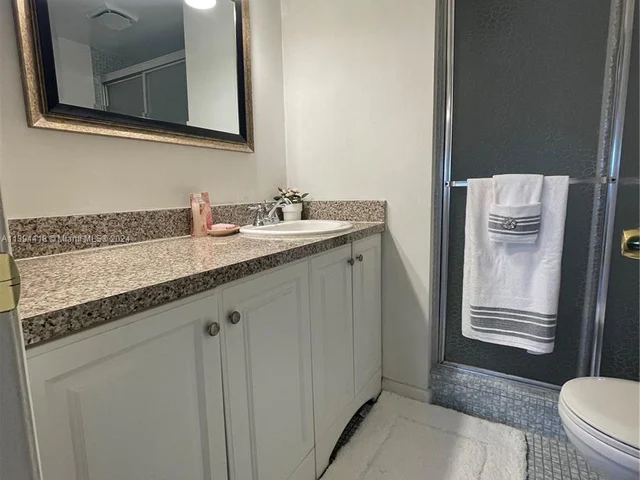 8345 Sunrise Lakes Blvd # 309, Sunrise FL 33322