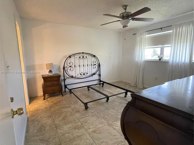 8345 Sunrise Lakes Blvd # 309, Sunrise FL 33322