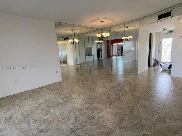 8345 Sunrise Lakes Blvd # 309, Sunrise FL 33322