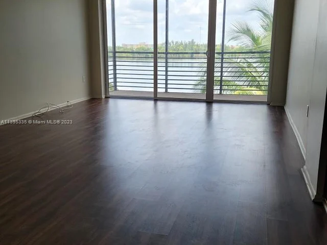 1075 NE Miami Gardens Dr # 509, Miami FL 33179