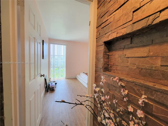 17570 Atlantic Blvd # 508, Sunny Isles Beach FL 33160