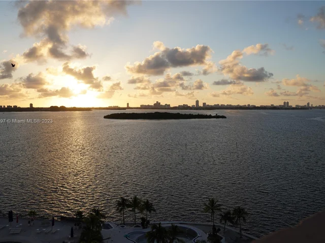 1800 NE 114th St # 1006, Miami FL 33181