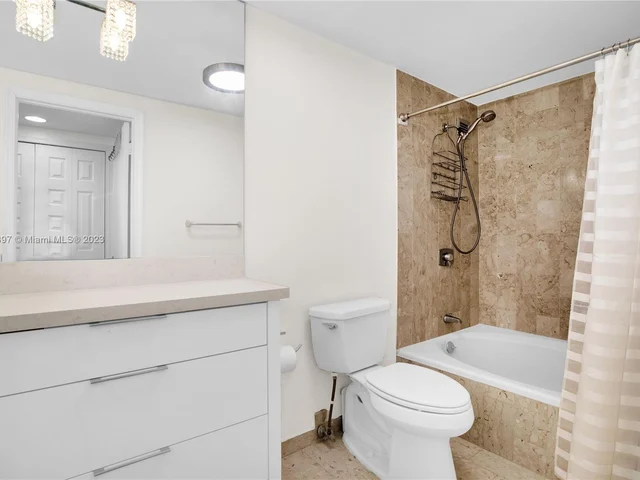 1800 NE 114th St # 1006, Miami FL 33181