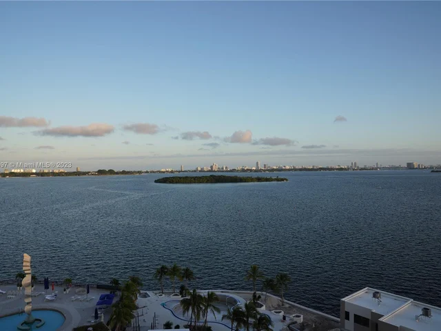 1800 NE 114th St # 1006, Miami FL 33181