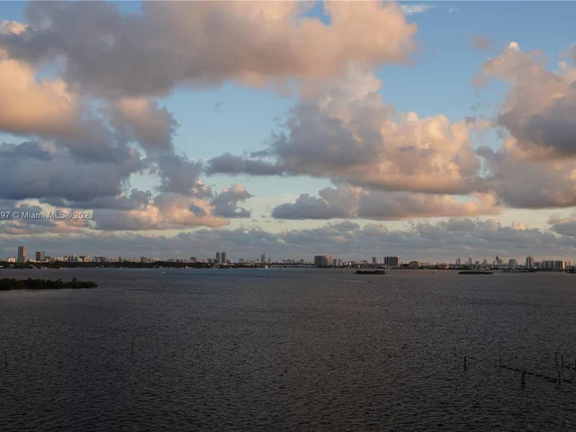 1800 NE 114th St # 1006, Miami FL 33181