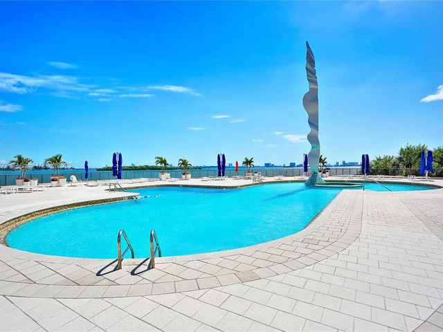 1800 NE 114th St # 1006, Miami FL 33181