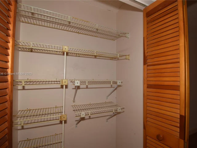 5681 SW 99th Ln, Cooper City FL 33328