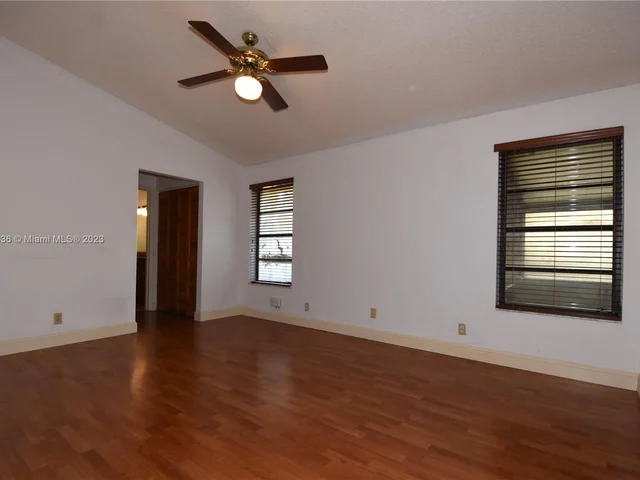 5681 SW 99th Ln, Cooper City FL 33328