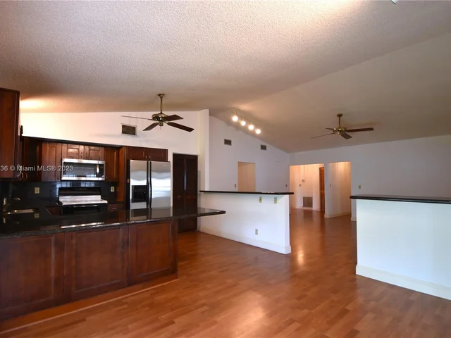 5681 SW 99th Ln, Cooper City FL 33328