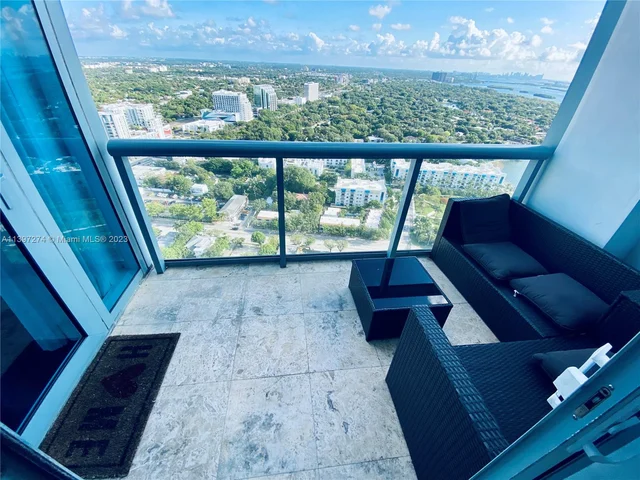 601 NE 36th St # 3201, Miami FL 33137